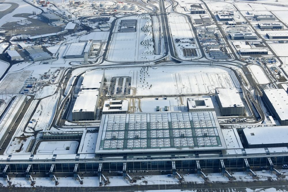 Aerial image Schönefeld - Site of the new airport BER / BBI AIRPORT BERLIN BRANDENBURG Willi Brandt in Schönefeld in Brandenburg. The new terminal is in the south of the airport Berlin -Schoenefeld quality built