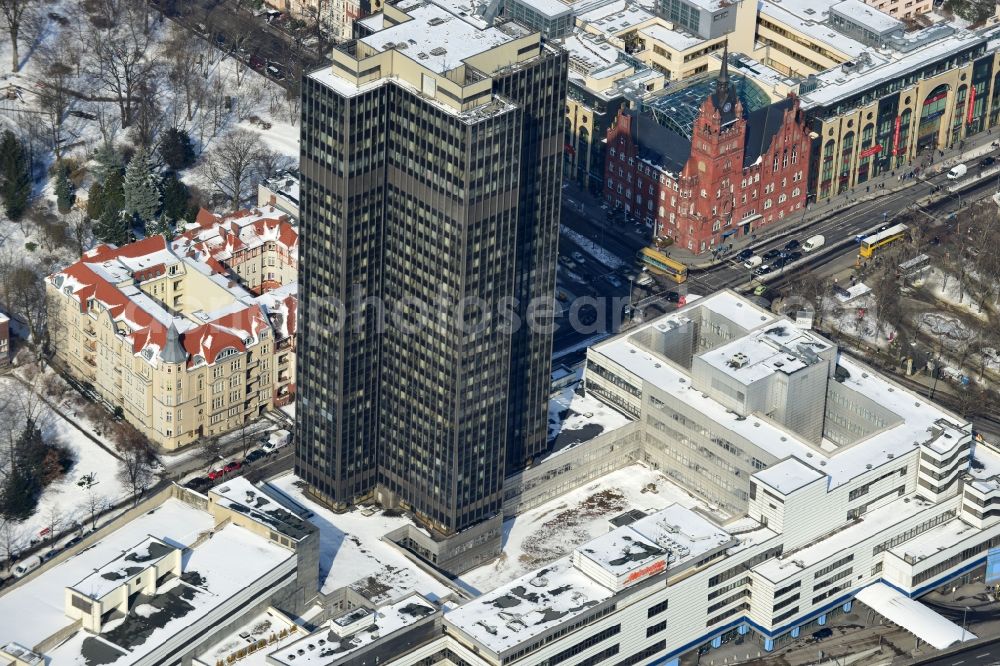 Aerial photograph Berlin - View of the Steglitzer Kreisel, a building complex with an office tower in Berlins district of Steglitz