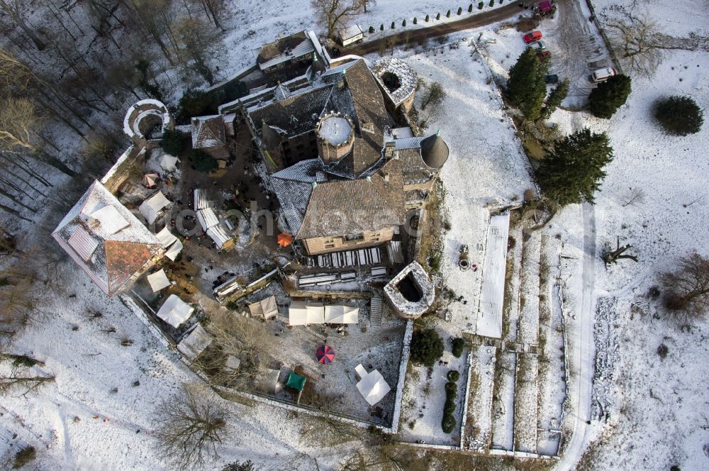 Aerial photograph Witzenhausen - Wintry covered with snow castle Berlepsch at Witzenhausen in Hesse