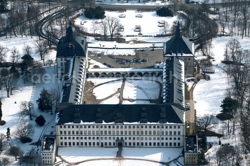 Aerial photograph Gotha - Wintry covered with snow castle Friedenstein in Gotha in Thuringia