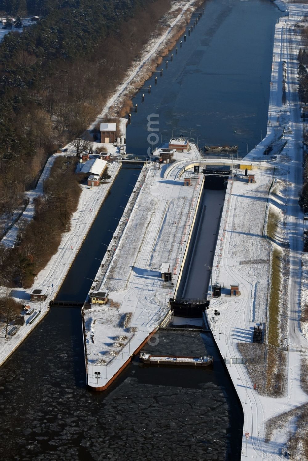 Aerial photograph Wusterwitz - Locks - plants on the banks of the waterway of the Elbe-Havel-Kanales in Wusterwitz in the state Brandenburg