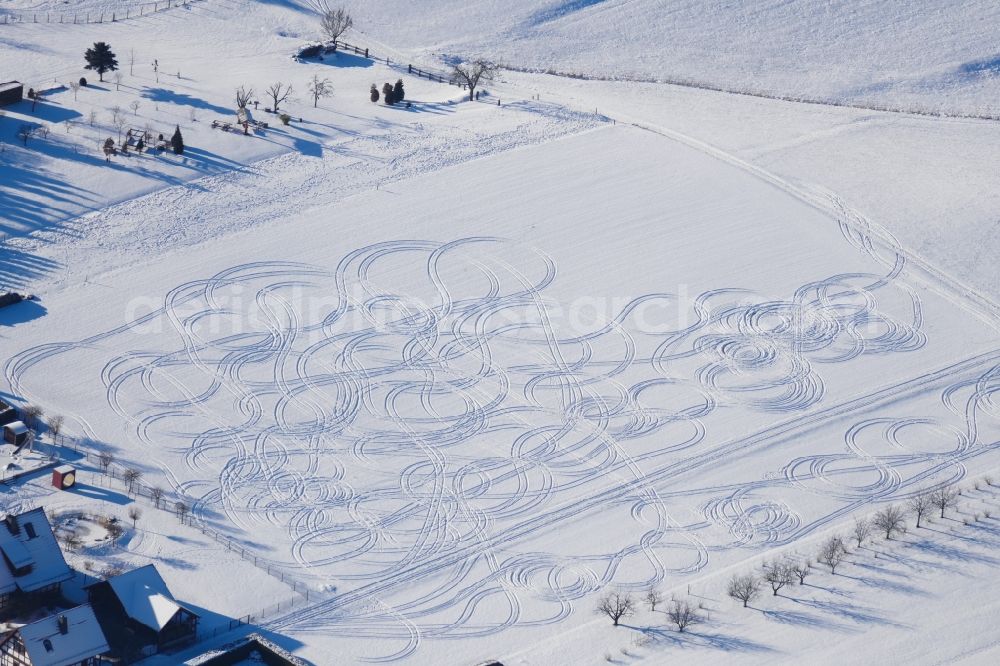 Aerial photograph Witzenhausen - Wintery snow- covered structures on agricultural fields in the district Kleinalmerode in Witzenhausen in the state Hesse