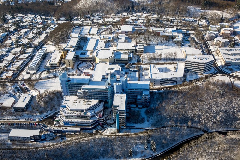 Siegen from the bird's eye view: Wintry snowy campus University- area of Adolf-Reichwein-Gebaeude in Siegen in the state North Rhine-Westphalia