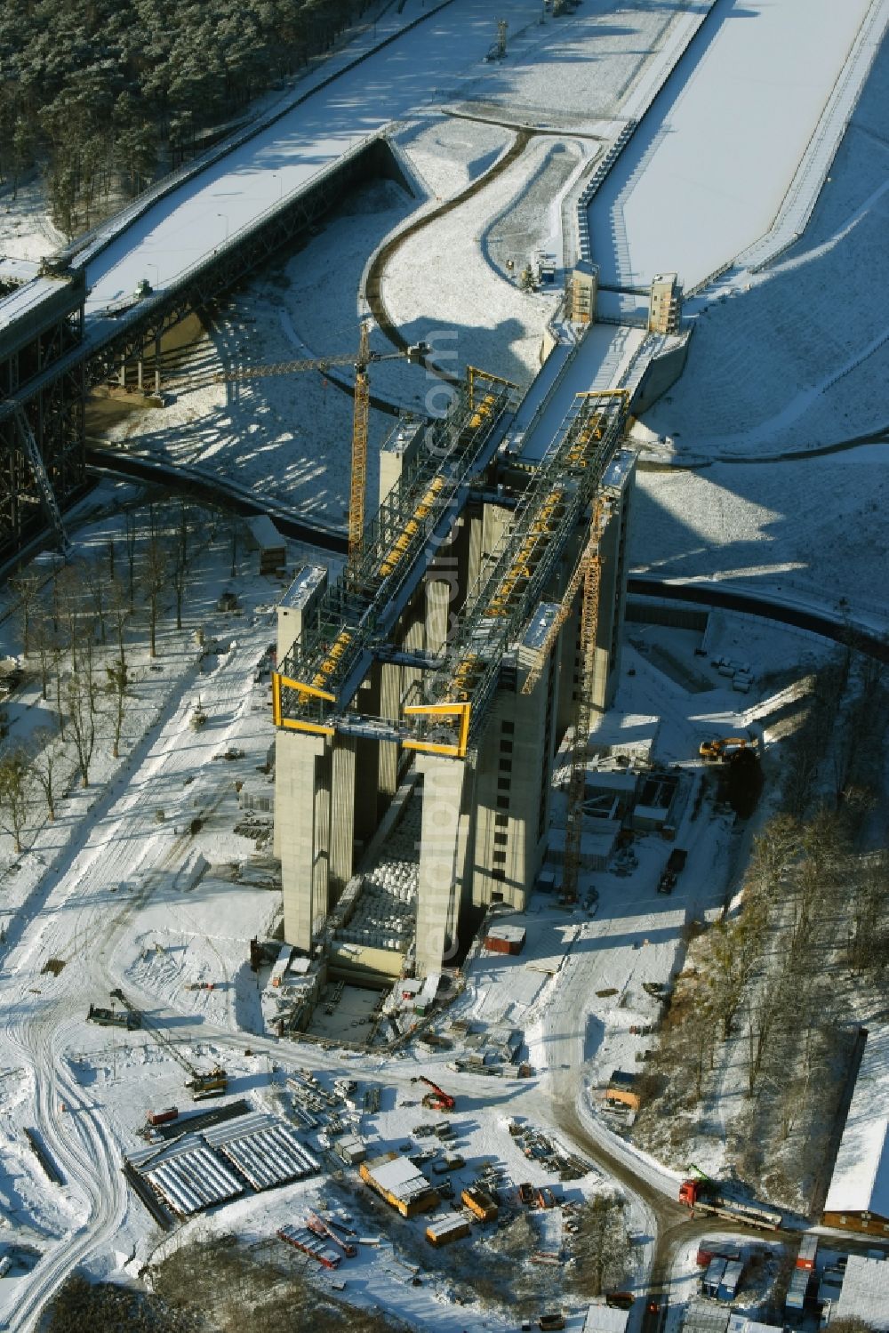 Niederfinow from the bird's eye view: Wintry snowy new building of the boat lift Niederfinow