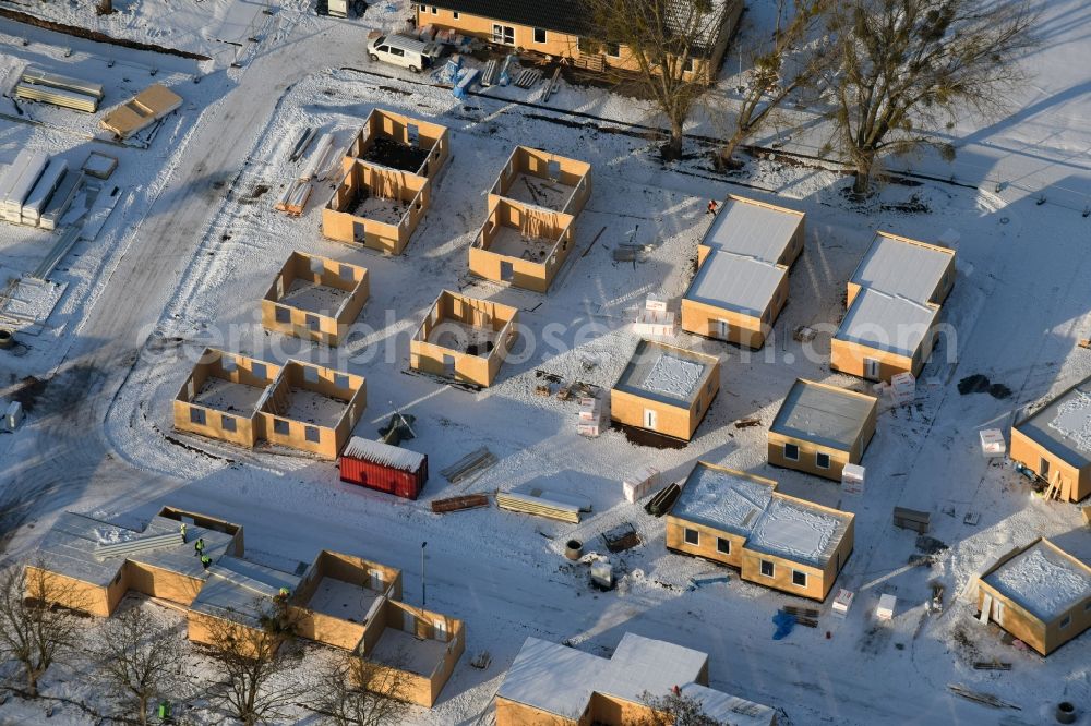 Magdeburg from above - Wintry snowy new build Refugee - buildings at the Street Breitscheidstrasse in Magdeburg in the state Saxony-Anhalt