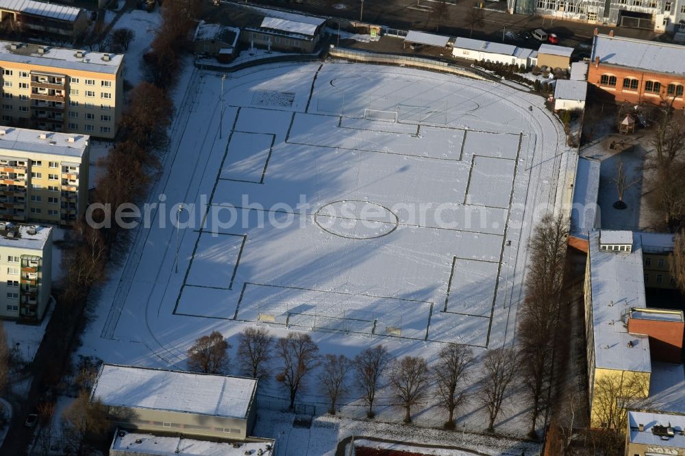 Aerial photograph Magdeburg - Football stadium of the football club Post SV on Spielhagenstrasse in Magdeburg in the state Saxony-Anhalt