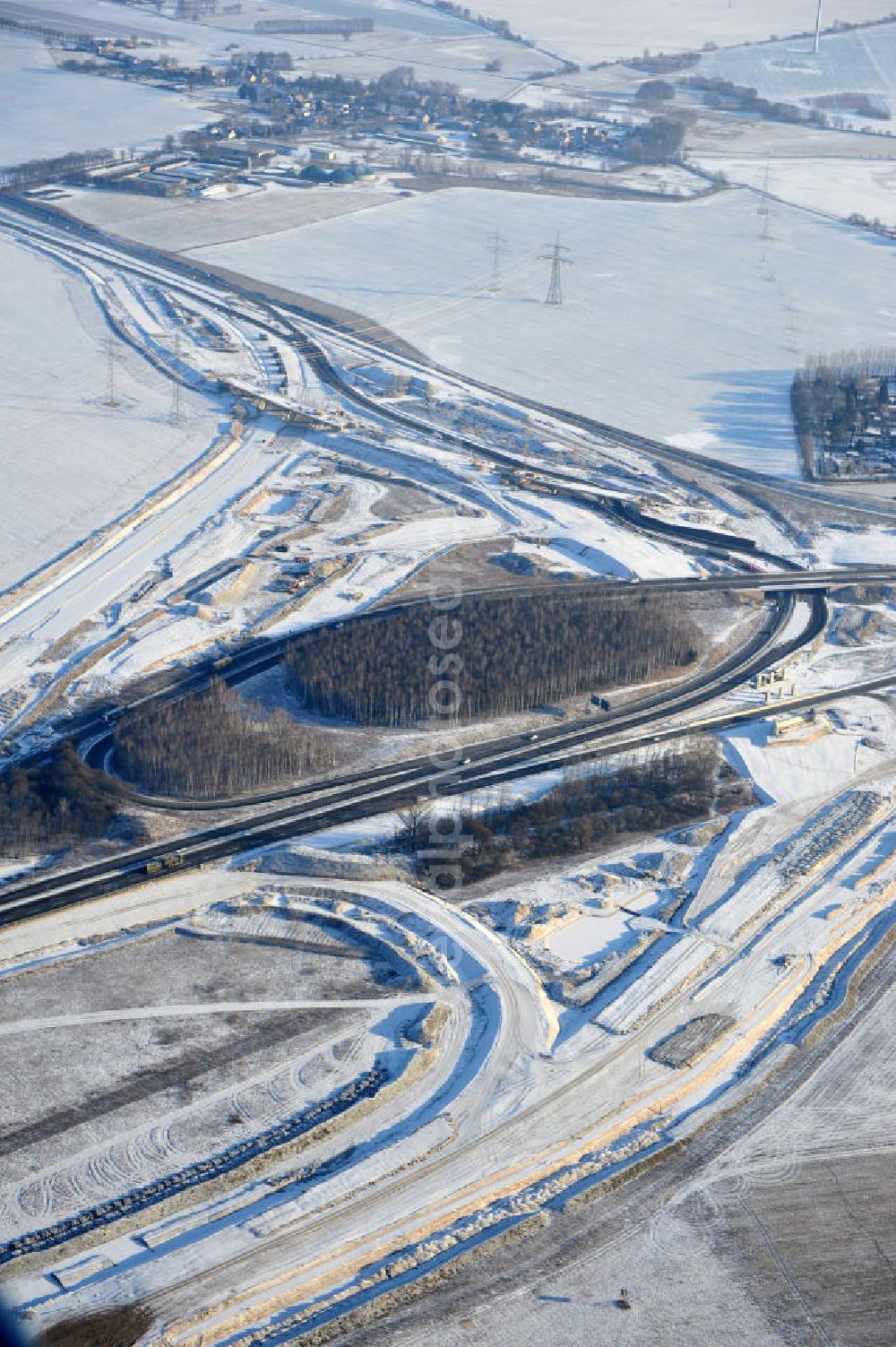 Aerial photograph SCHWANEBECK - View of the construction site at the highway triangle Kreuz Barnim by snow