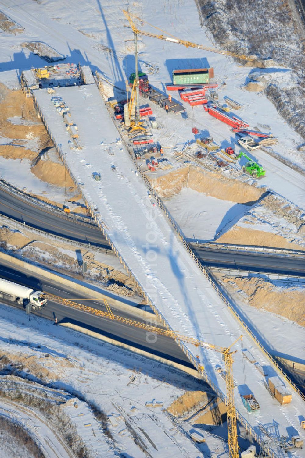 Aerial photograph SCHWANEBECK - View of the construction site at the highway triangle Kreuz Barnim by snow