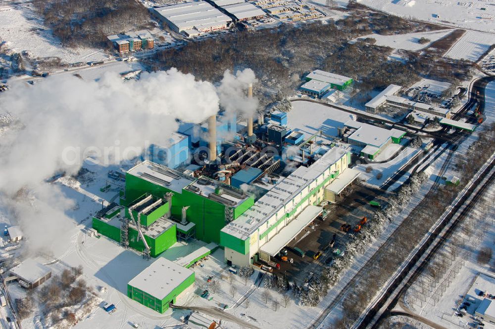 Aerial photograph Herten - Winterlich verschneite Müllverbrennungsanlage RZR Herten II des Regionalverbandes Ruhr. View of the RZR Herten incinerator II of the Regional Association Ruhr.