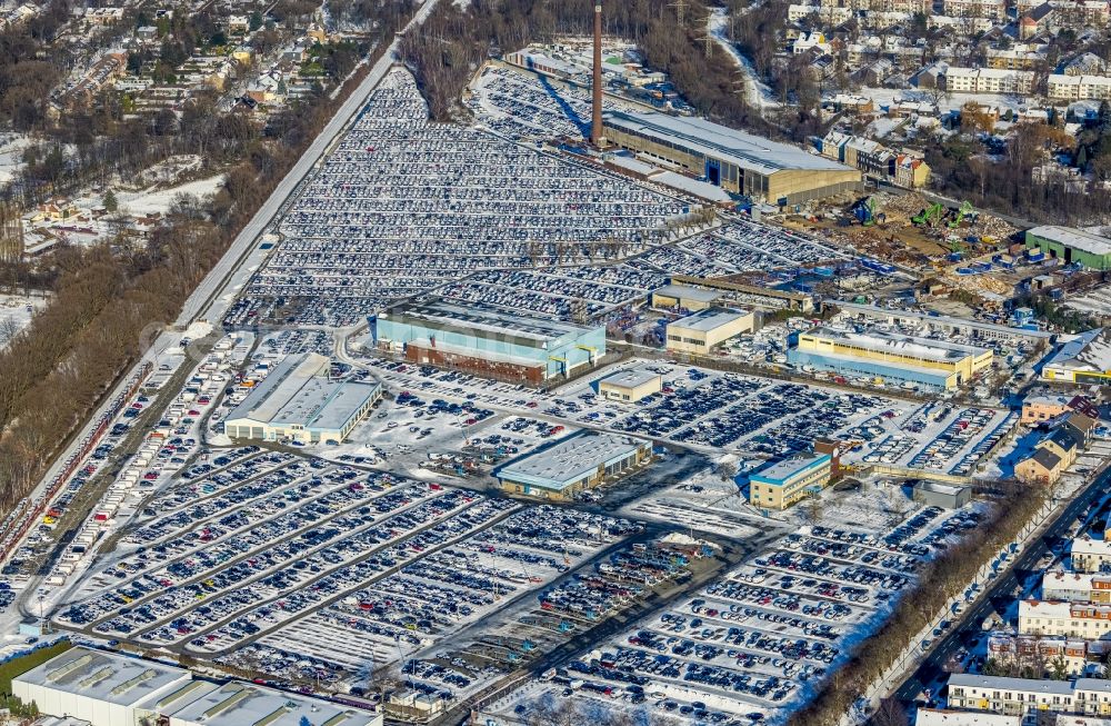 Aerial photograph Essen - Wintry snowy outdoor storage space for new cars - automobiles - cars Stauderstrasse - Josef-Hoeren-Strasse in the district Katernberg in Essen in the state North Rhine-Westphalia, Germany