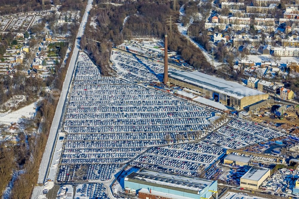 Aerial image Essen - Wintry snowy outdoor storage space for new cars - automobiles - cars Stauderstrasse - Josef-Hoeren-Strasse in the district Katernberg in Essen in the state North Rhine-Westphalia, Germany