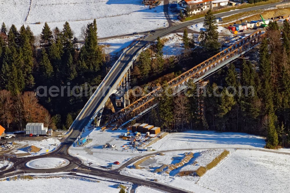 Aerial photograph Rottenbruch - Wintry snowy New construction of the bridge structure Echelsbacher Bruecke on Ammerschlucht in Rottenbruch in the state Bavaria, Germany