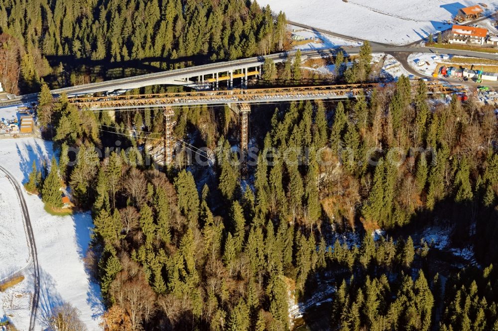 Aerial photograph Rottenbruch - Wintry snowy New construction of the bridge structure Echelsbacher Bruecke on Ammerschlucht in Rottenbruch in the state Bavaria, Germany