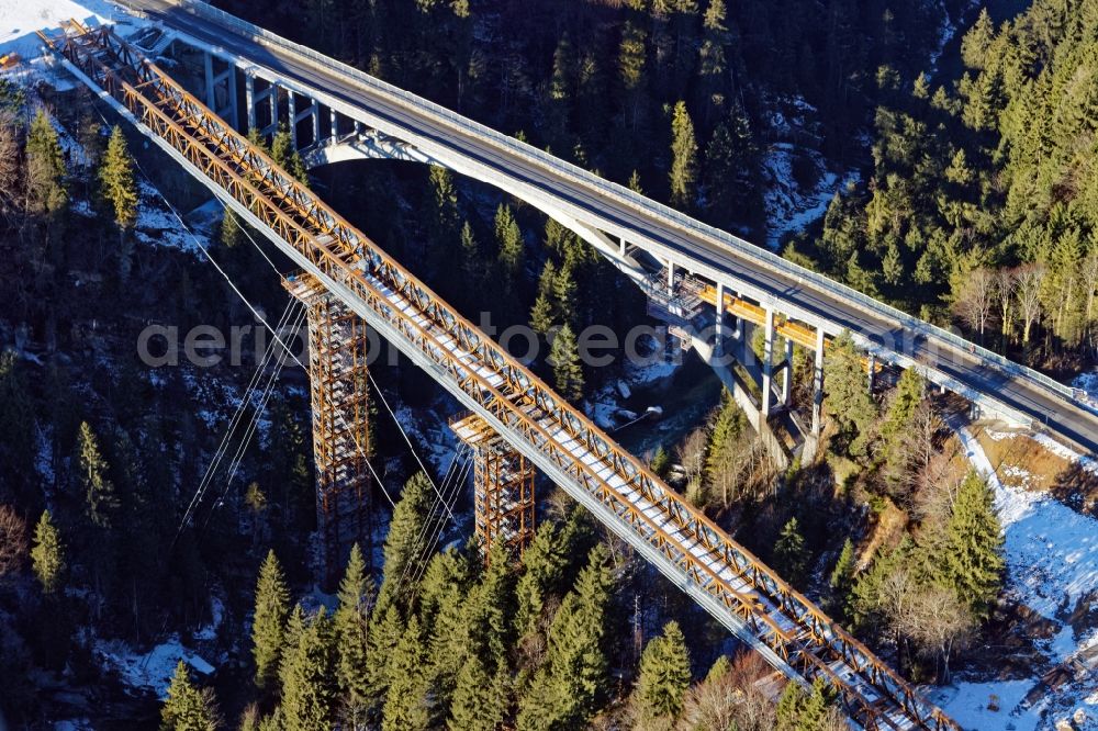 Aerial photograph Rottenbruch - Wintry snowy New construction of the bridge structure Echelsbacher Bruecke on Ammerschlucht in Rottenbruch in the state Bavaria, Germany