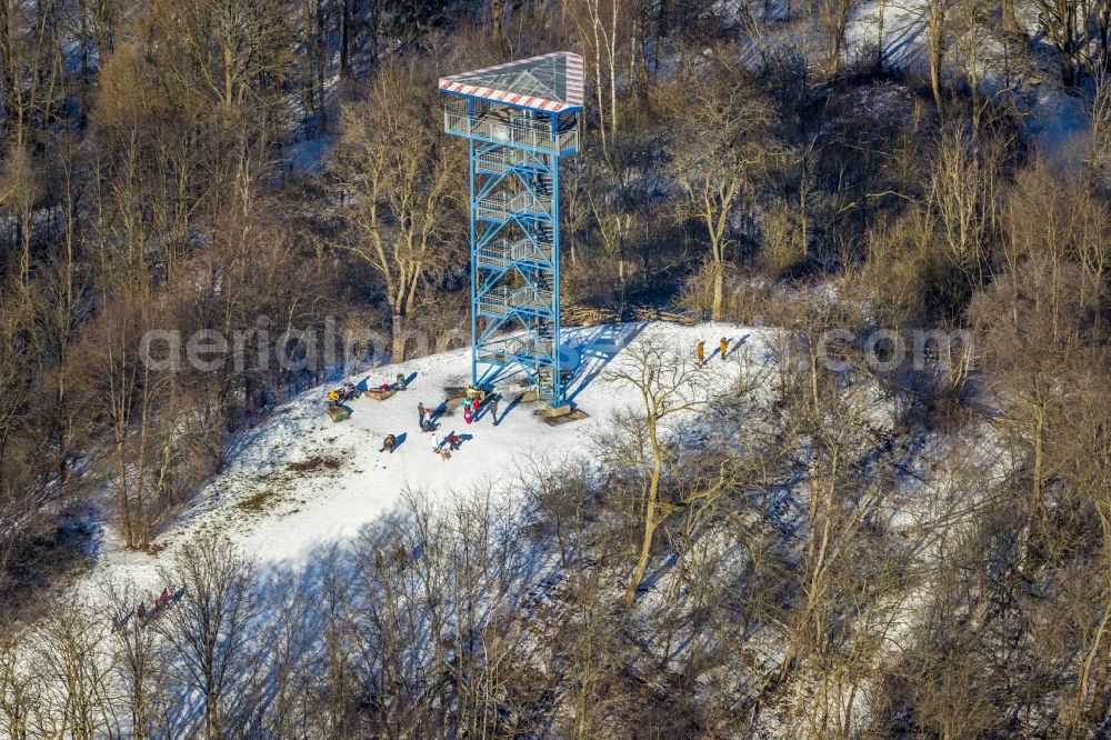 Duisburg from the bird's eye view: Wintry snowy structure of the observation tower Aussichtsplattform Six-Seen-Platte in the district Wedau in Duisburg at Ruhrgebiet in the state North Rhine-Westphalia, Germany