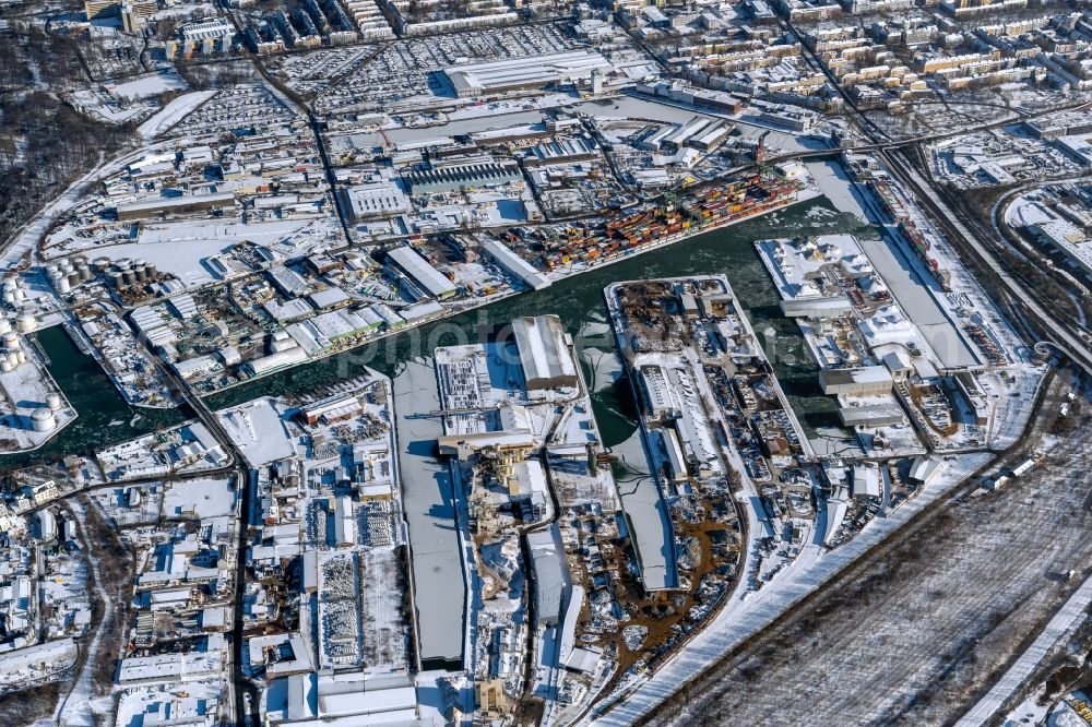 Dortmund from the bird's eye view: Wintry snowy inland waterway Centre Port of Dortmund at Ruhrgebiet in North Rhine-Westphalia