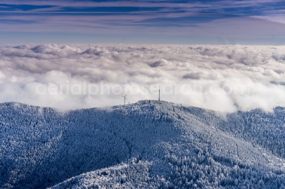 Oberharmersbach from the bird's eye view: Wintry snowy Brandenkopf in the district Unterharmersbach in Oberharmersbach in the state Baden-Wuerttemberg