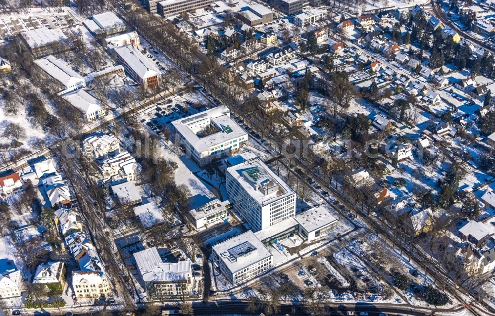 Unna from the bird's eye view: Wintry snowy office building of Kreisverwaltung Unna on Friedrich-Ebert-Strasse in Unna in the state North Rhine-Westphalia, Germany