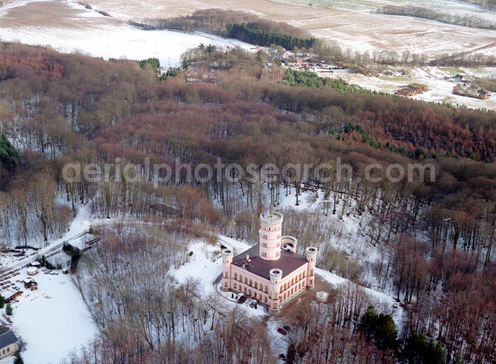 Aerial photograph Binz - Wintry snowy castle of Jagdschloss Granitz in Binz island Ruegen in the state Mecklenburg - Western Pomerania, Germany