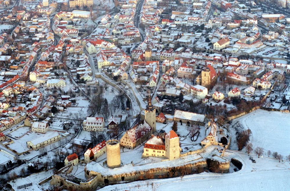 Aerial image Querfurt - Wintry snowy castle of the fortress Querfurt Strasse Strasse of Romanik in Querfurt in the state Saxony-Anhalt, Germany