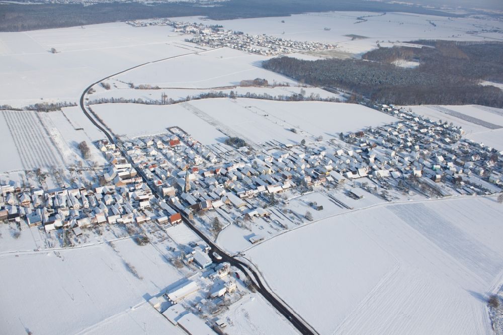 Aerial image Erlenbach bei Kandel - Wintry snowy Village view in the district Gewerbegebiet Horst in Erlenbach bei Kandel in the state Rhineland-Palatinate