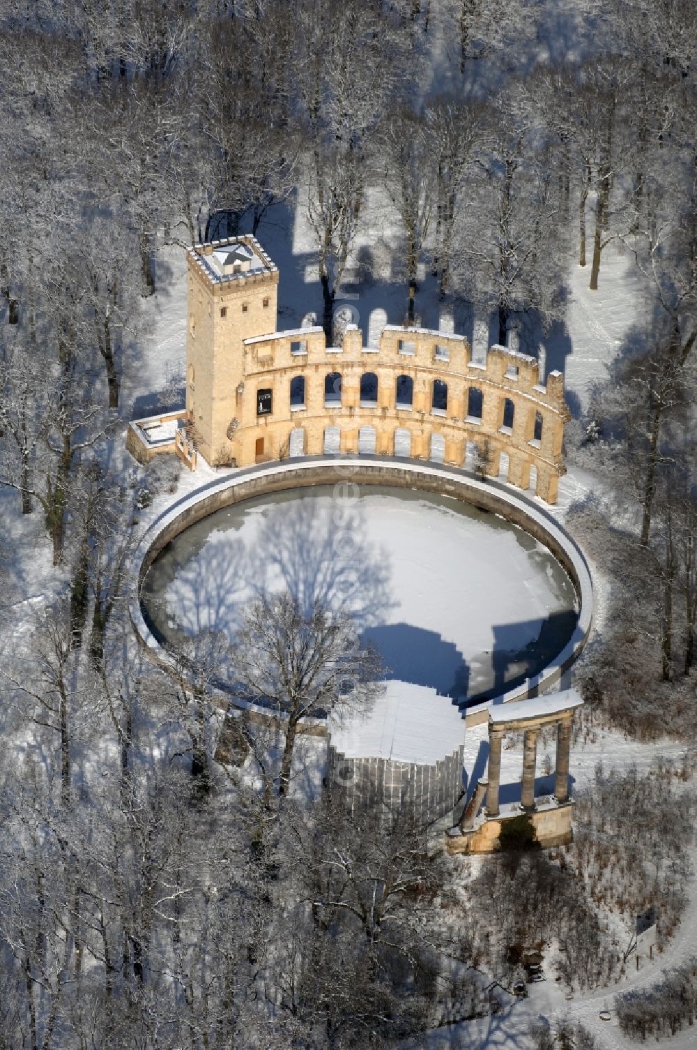 Aerial image Potsdam - Wintry snowy facade of the monument Ruinenberg in the district Jaegervorstadt in Potsdam in the state of Brandenburg, Germany