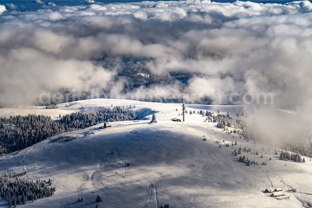 Aerial photograph Feldberg (Schwarzwald) - Wintry snowy hill Feldberg (Schwarzwald) in the state Baden-Wurttemberg, Germany