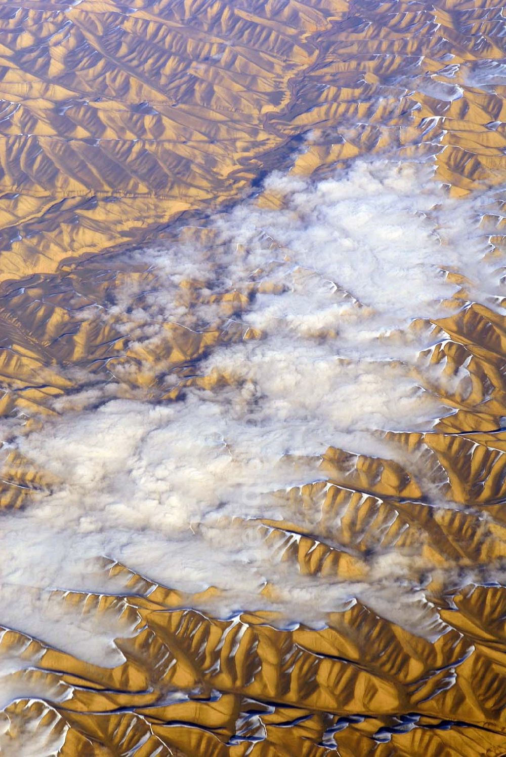 Aerial photograph Kandahar - Wintry snowy rock and mountain landscape Hindu Kush in Kandahar in Afghanistan