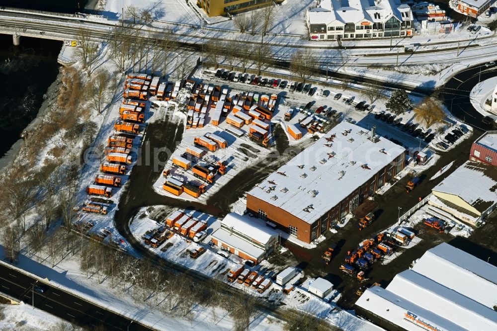 Aerial photograph Rostock - Wintry snowy company grounds and facilities of Stadtentsorgung Rostock GmbH on Petridonm in Rostock in the state Mecklenburg - Western Pomerania, Germany