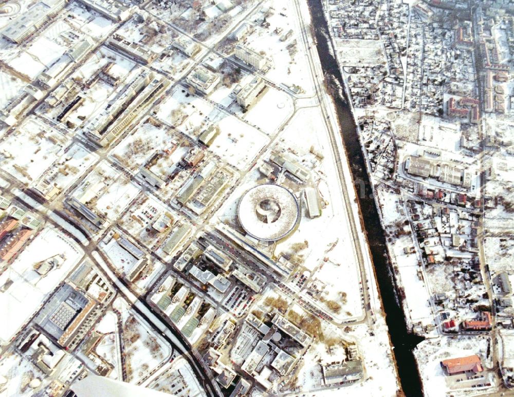 Berlin from the bird's eye view: Wintry snowy research building and office complex Elektronen- Speicherring BESSY - Synchrotronstrahlungsquelle in the district Adlershof in Berlin, Germany