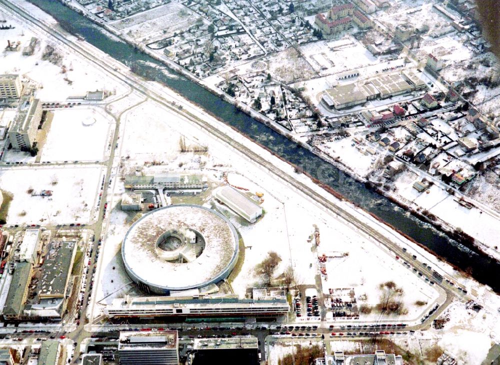 Berlin from the bird's eye view: Wintry snowy research building and office complex Elektronen- Speicherring BESSY - Synchrotronstrahlungsquelle in the district Adlershof in Berlin, Germany