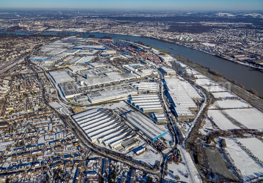 Duisburg from above - Wintry snowy industrial and commercial area along the Bliersheimer Strasse - Bismarckstrasse in Duisburg in the state North Rhine-Westphalia, Germany