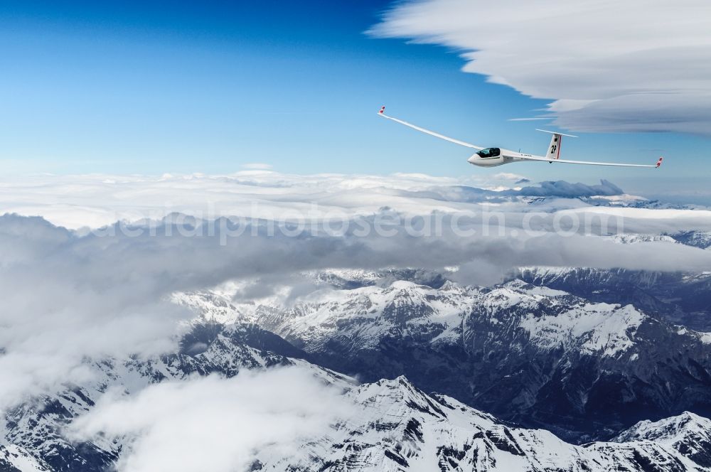 Aerial photograph La Chapelle-en-Valgaudémar - Wintry snowy The ASW 20 D-6538 glider flying above the snow-capped mountains of the Ecrins National Park near La Chapelle-en-Valgaudemar in Provence-Alpes-Cote d'Azur, France