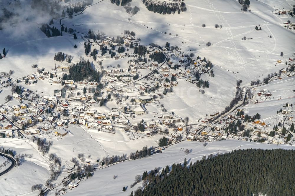 Todtnau from the bird's eye view: Wintry snowy the district Totnauberg in Todtnau in the state Baden-Wurttemberg, Germany