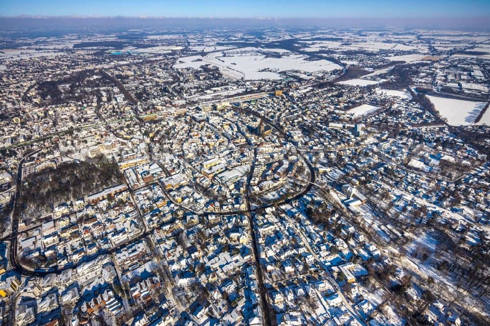 Aerial image Unna - Wintry snowy city view of the city area of in Unna in the state North Rhine-Westphalia, Germany