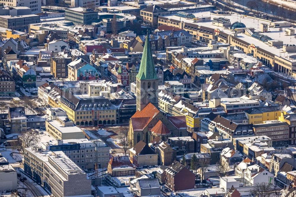 Aerial image Hamm - Wintry snowy the city center in the downtown area on Pauluskirche in Hamm at Ruhrgebiet in the state North Rhine-Westphalia, Germany