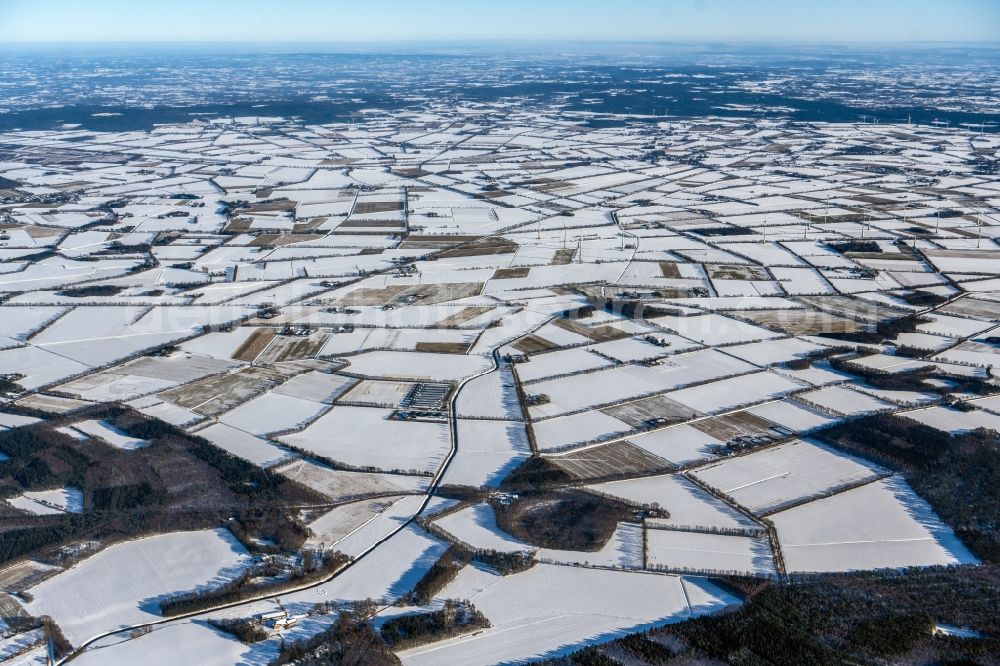 Aerial image Bregenbeck - Wintry snowy structures on agricultural fields in Bregenbeck in the state Lower Saxony, Germany