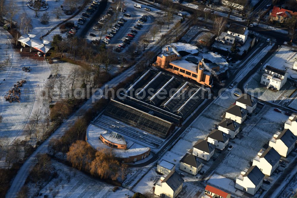 Aerial photograph Berlin - Wintry snowy administrative building of the State Authority Pflanzenschutzamt on street Mohriner Allee in Berlin, Germany