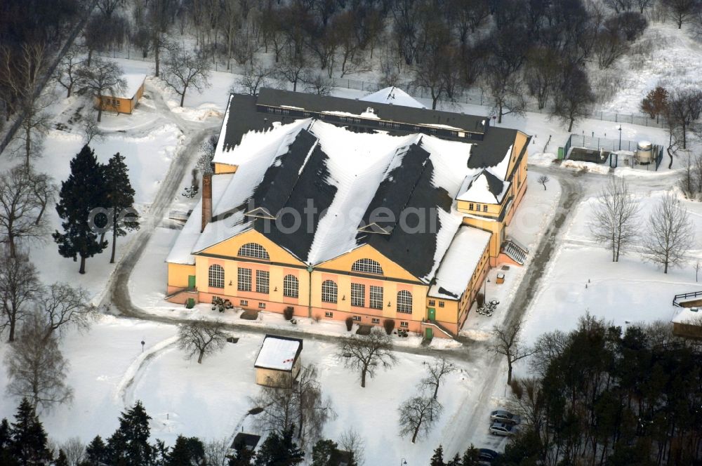 Aerial image Berlin - Wintry snowy structure of the waterworks with high storage facility in the district Kaulsdorf in Berlin, Germany