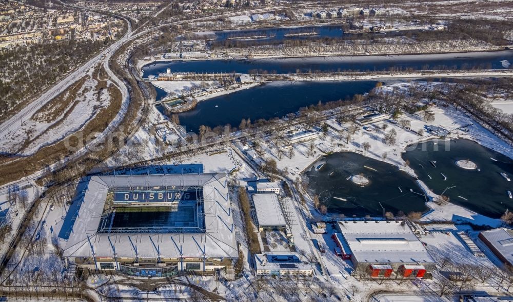 Aerial image Duisburg - Wintry snowy wedau Sports Park with the MSV-Arena (formerly Wedaustadion) in Duisburg in North Rhine-Westphalia