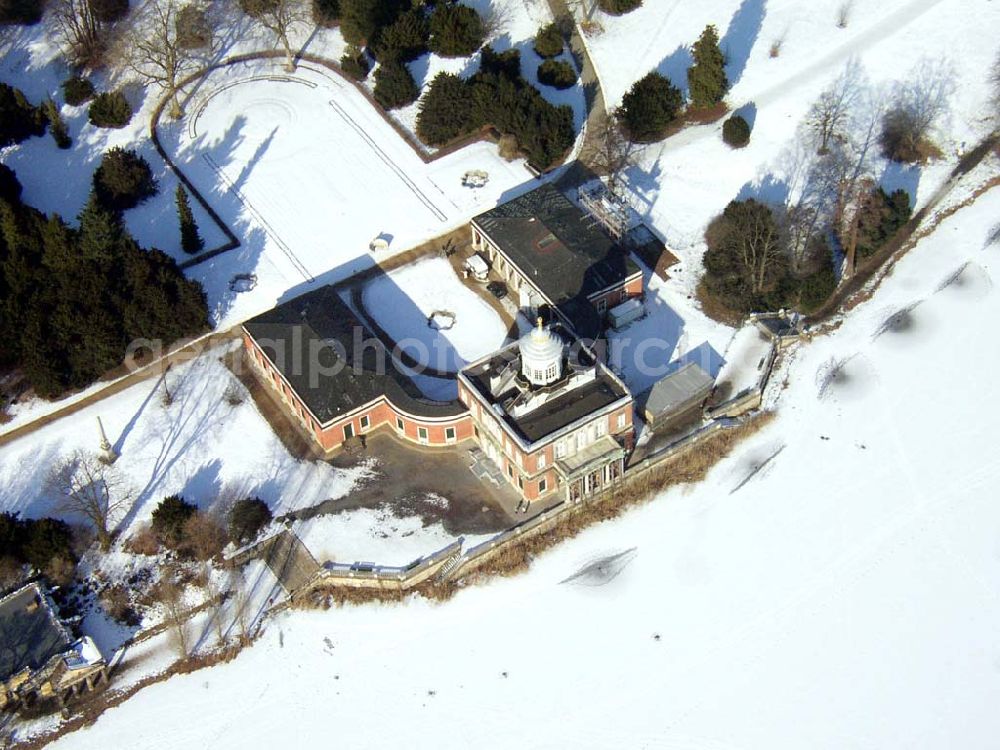 Aerial image Potsdam/Brandenburg - Winterstimmung am Marmorpalais im Neuen Garten in Potsdam Adresse: Marmorpalais Im Neuen Garten (Am Ufer des Heiligen Sees) 14469 Potsdam Email: mail@potsdam-sightseeing.de Pilot: Grahn