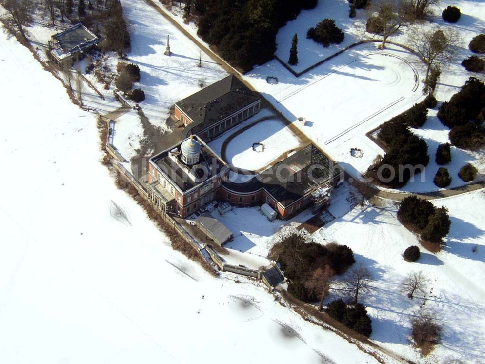 Potsdam/Brandenburg from above - Winterstimmung am Marmorpalais im Neuen Garten in Potsdam Adresse: Marmorpalais Im Neuen Garten (Am Ufer des Heiligen Sees) 14469 Potsdam Email: mail@potsdam-sightseeing.de Pilot: Grahn