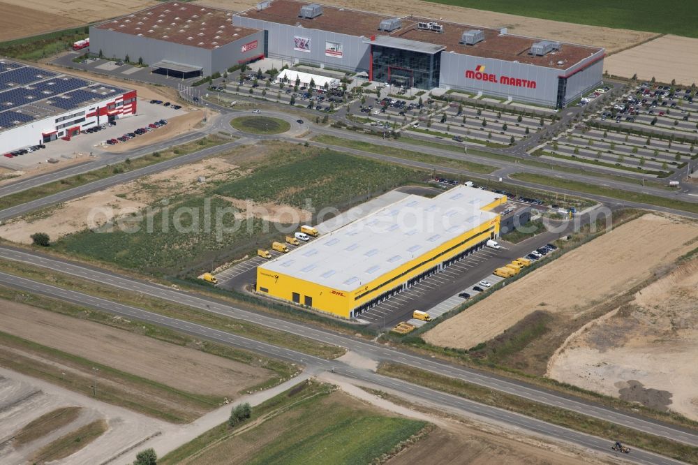 Aerial photograph Mainz - Business Park Mainz - Rhine / Main in Mainz with furniture shop Martin and DHL delivery base in Rhineland-Palatinate, between Athener Allee, Ludwig Erhard-Strasse und Rheinhessenstrasse