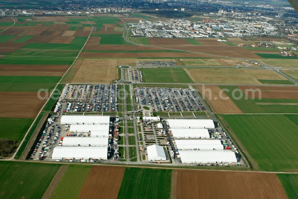 Aerial photograph Mainz - Business Park Mainz - Rhine at the Ludwig Erhard-Strasse in Mainz in the state Rhineland-Palatinate