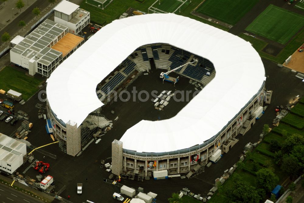 Aerial image Berlin - 2006 World Cup Adidas mini-stadium in front of the Berlin Reichstag in Tiergarten