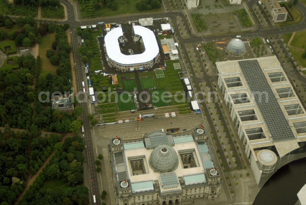 Berlin from above - 2006 World Cup Adidas mini-stadium in front of the Berlin Reichstag in Tiergarten