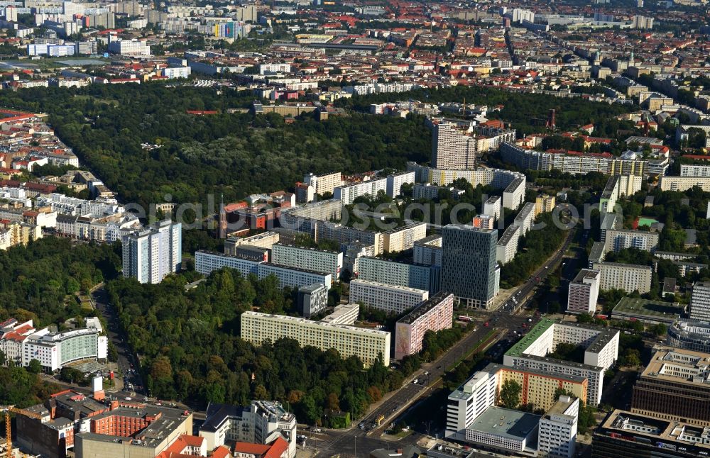 Aerial photograph Berlin - Residential - commercial building - building in downtown East at the Otto-Braun-Strasse corner Moll- street in the Mitte district of Berlin