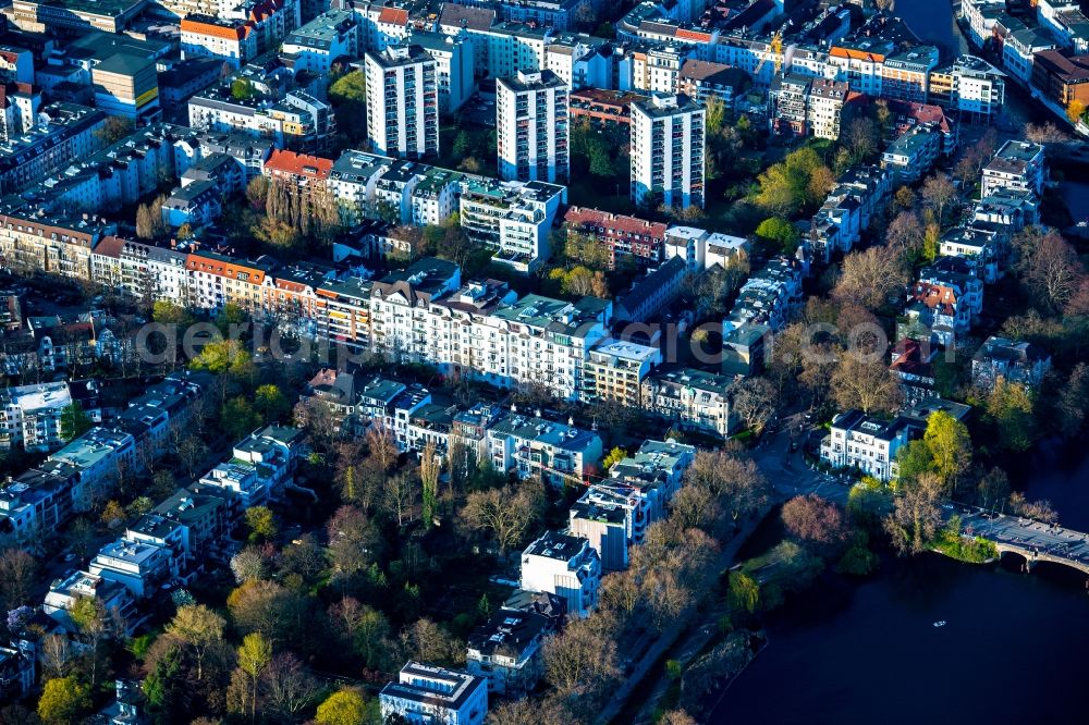 Aerial image Hamburg - Residential and commercial building on Sierichstrasse und Dorothenstrasse in the district Winterhude in Hamburg, Germany