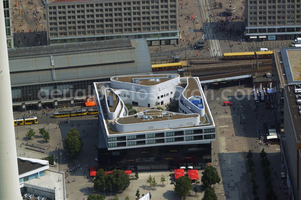 Aerial image Berlin - Residential and commercial building Alea 101 of Redevco Services Deutschland GmbH on regional train station Alexanderplatz in Berlin, Germany