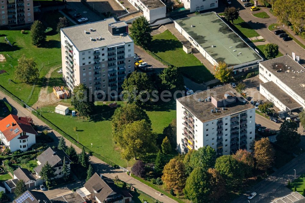 Lahr/Schwarzwald from the bird's eye view: Residential and commercial building district along Dinglingen in Lahr/Schwarzwald in the state Baden-Wurttemberg, Germany